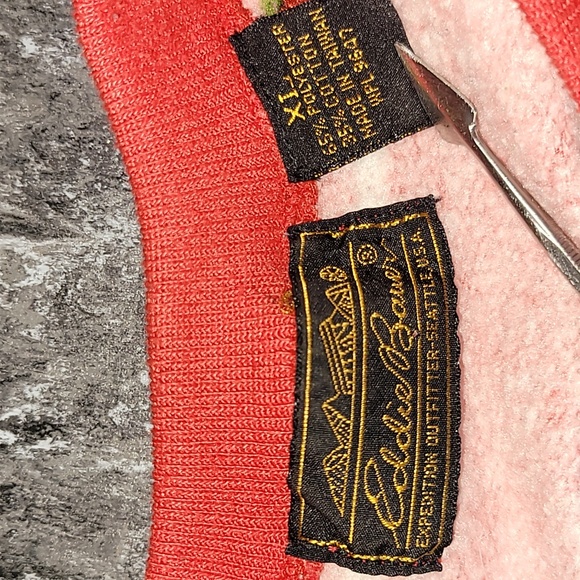 Vintage. 90s. Eddie Bauer. Crewneck pullover. Like-new. Men's size XL - Picture 2 of 16